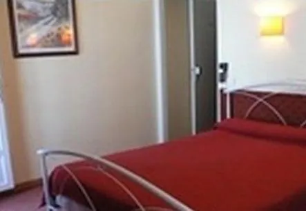 Kalliste Hotel 2*
