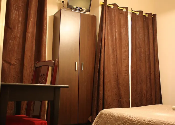 فندق Kalliste 2*